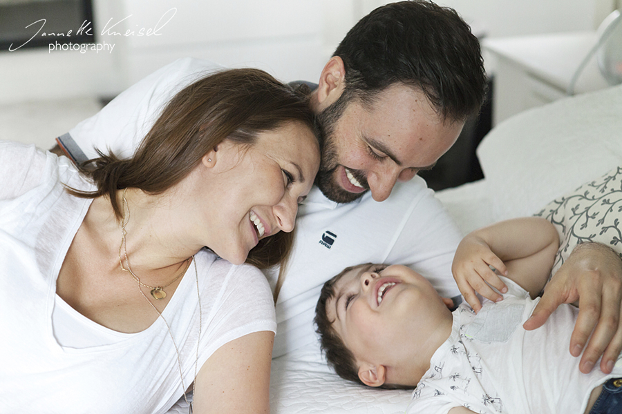 familienfotos mit kind, lustige familienfotos, Tipps für Familienfotos