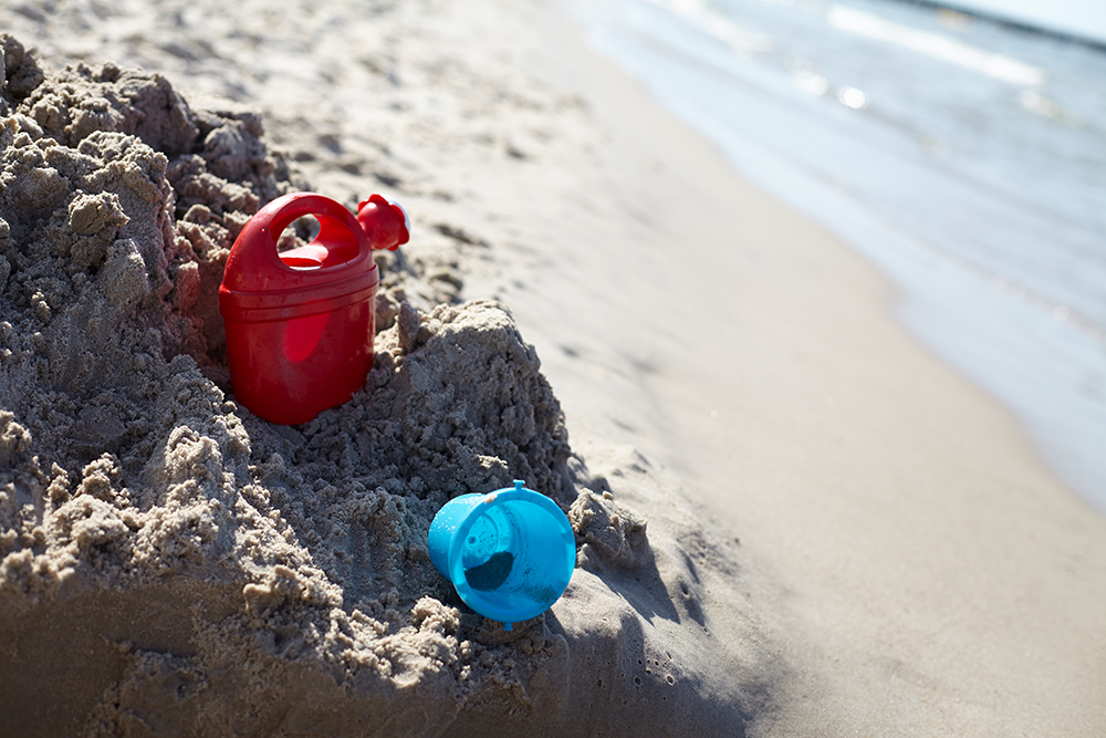 strandfoto mit sand und wasser, Strandfoto mit sonnenstrahlen