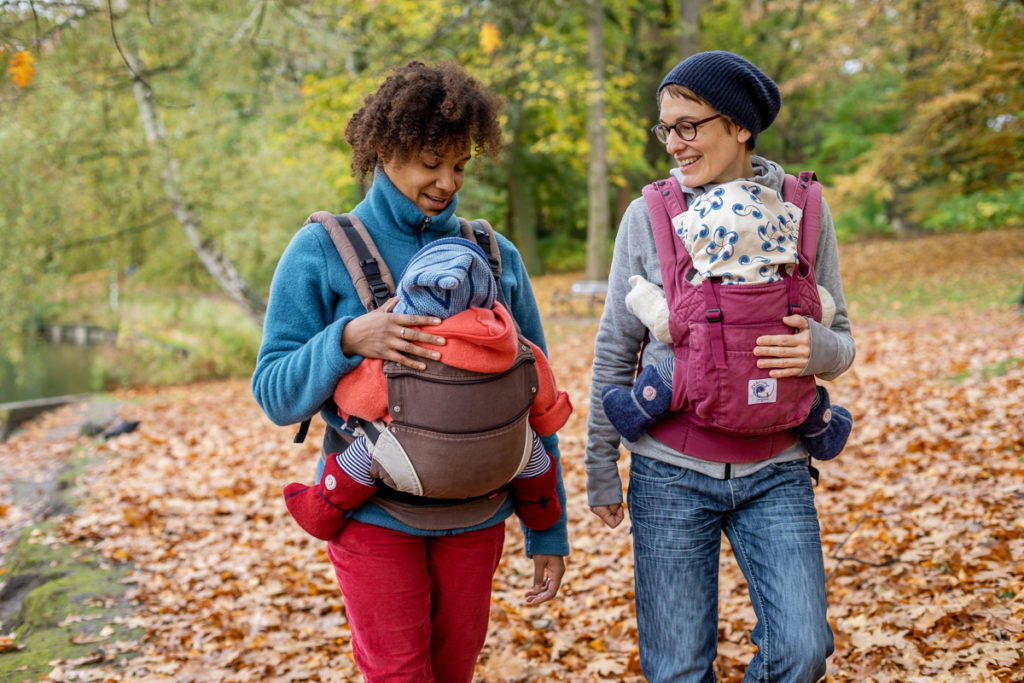 Poduktfotos mit Baby und Grims Kind Schuhe