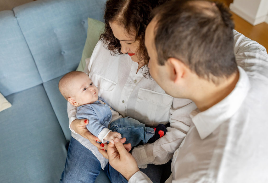 familienfotos mit baby, familienshooting