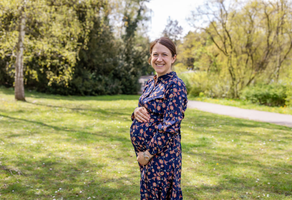 Familienfotos und Babybauch Shooting