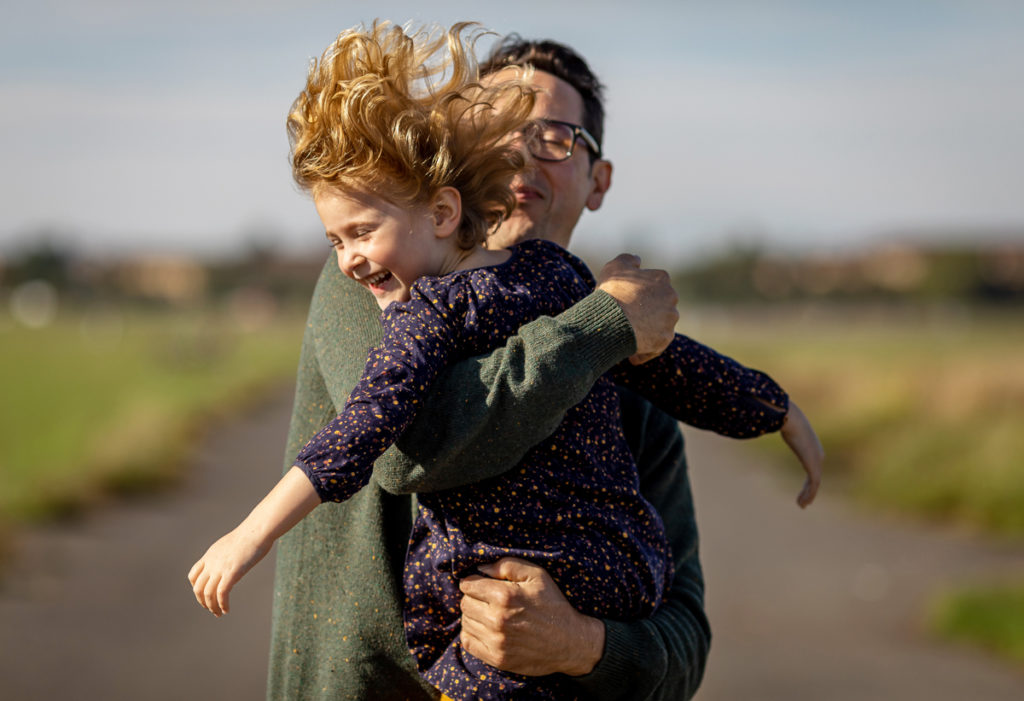 lustige Kinderfotos, Familienfotografie, Tempelhofer Flugfeld