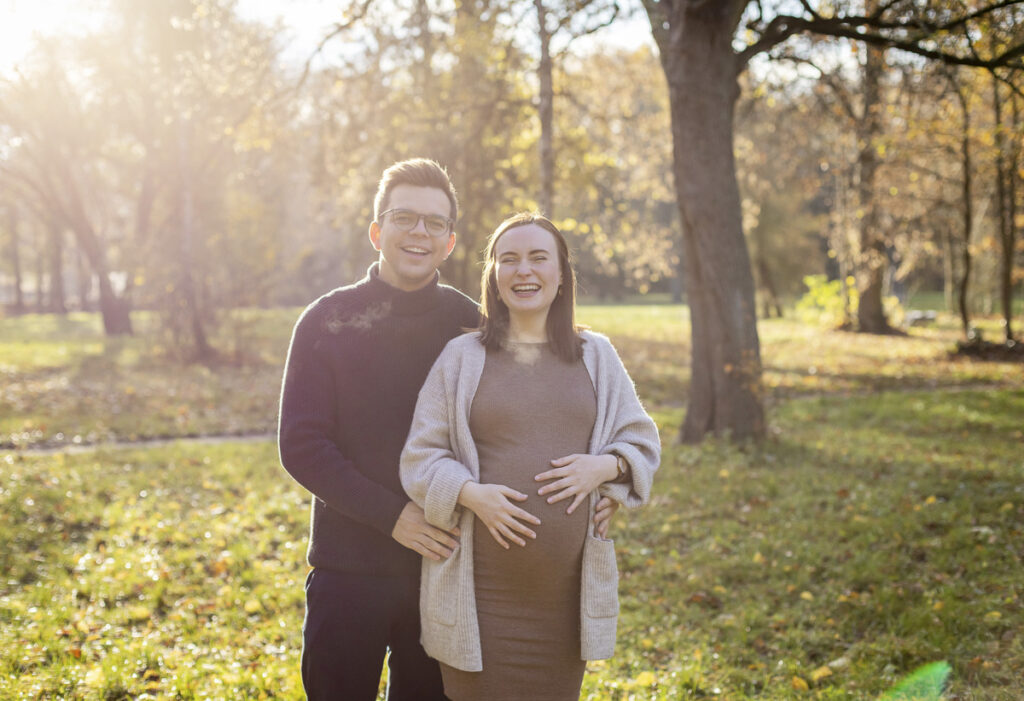 Babybauch Shooting Ideen mit Partner