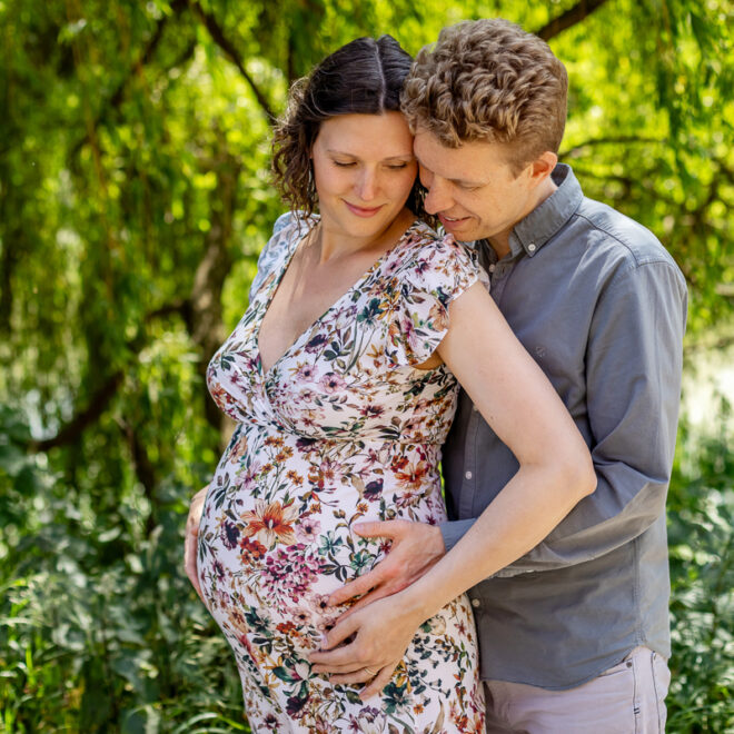 Schwangerschaftsfotos mit Partner, Fotograf Schwangerschaft, Fotograf Babybauch, Familienfotos, Babyfotos,