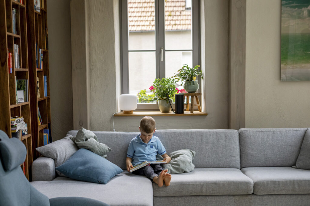 Familienbilder zu Hause